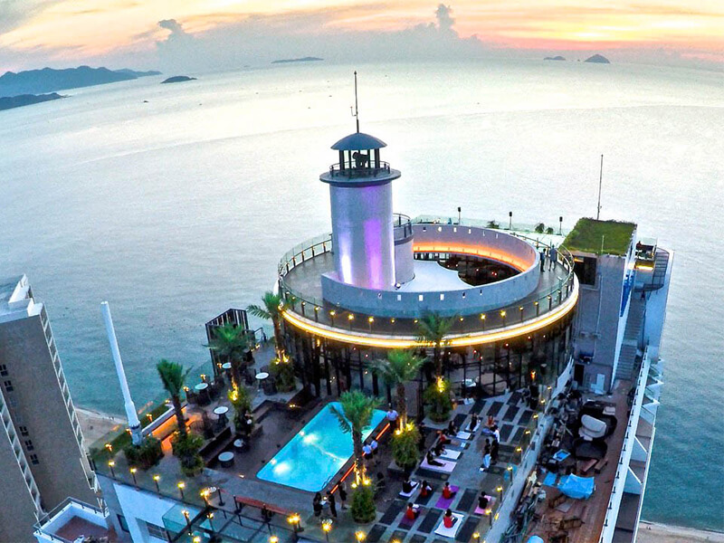 bar-nha-trang-1 view biển tuyệt đẹp và không gian sang trọng