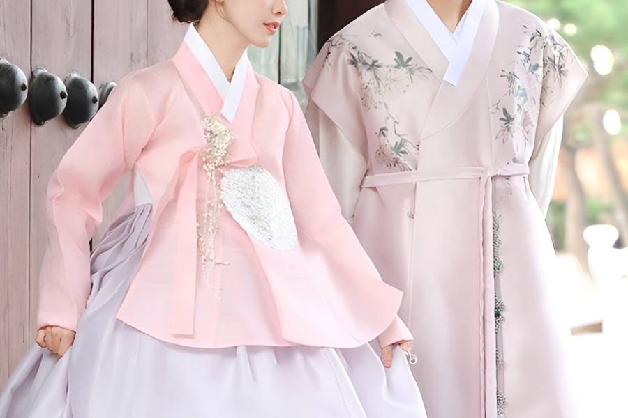 c491i-hc3a0n-que1bb91c-nc3aan-mua-gc3ac-lc3a0m-quc3a0-8 Mua Hanbok làm quà sẽ khiến các chị, các mẹ thích thú