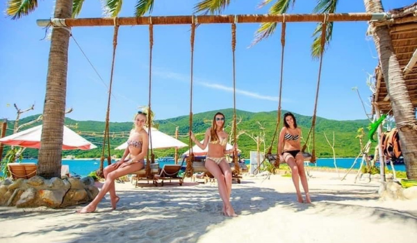 Vịnh Đầm Bấy Nha Trang - tiểu Maldives Việt Nam