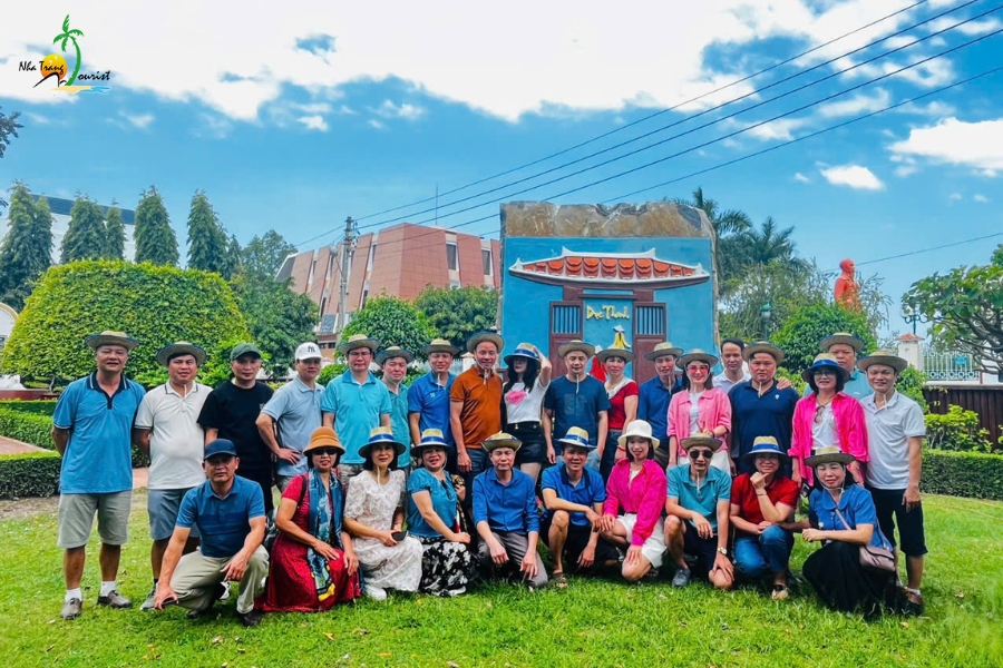 chuyen-di-doan-phong-giao-duc-bac-ha208