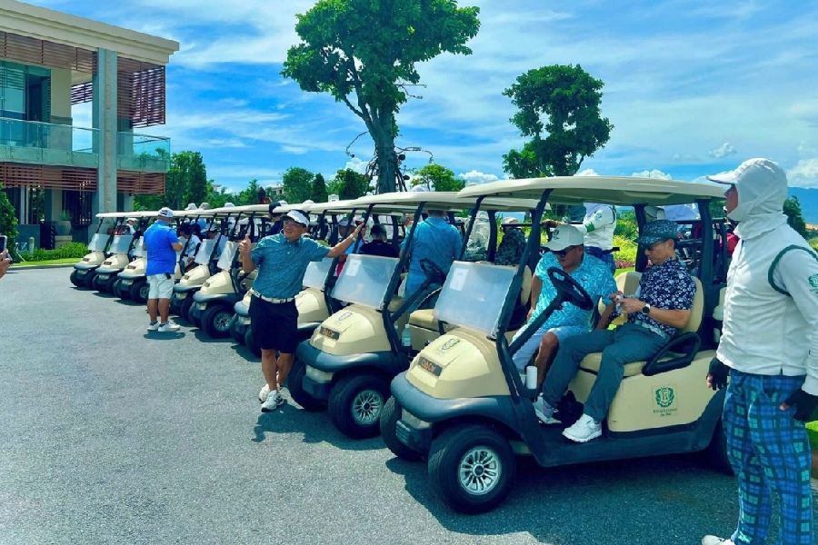 goi-dich-vu-danh-golf-tai-nha-trang-3