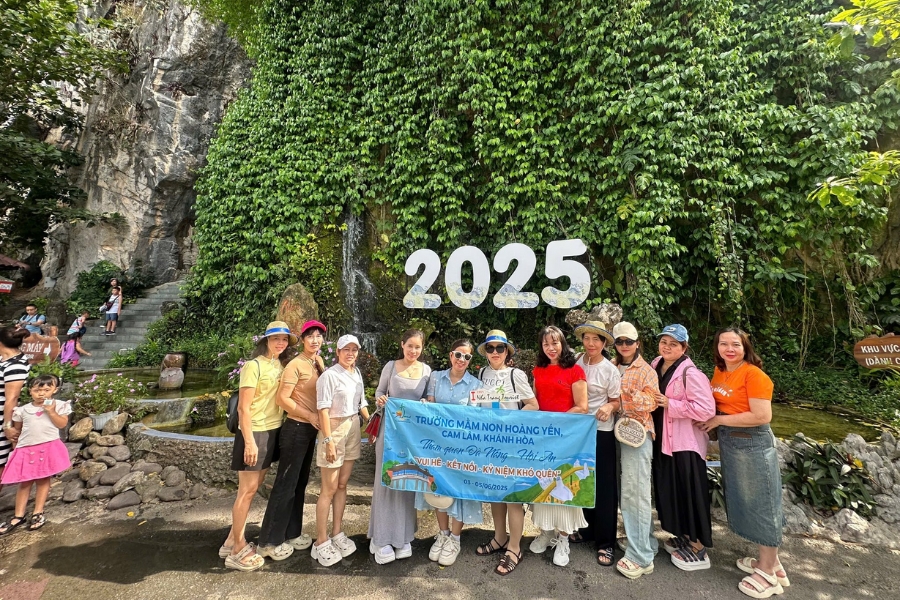hanh-trinh-di-san-mien-trung-tour-doan-truong-mam-non-hoang-yen202