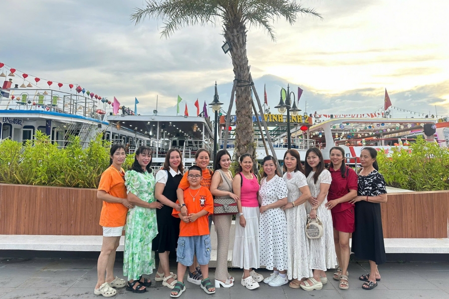 hanh-trinh-di-san-mien-trung-tour-doan-truong-mam-non-hoang-yen204