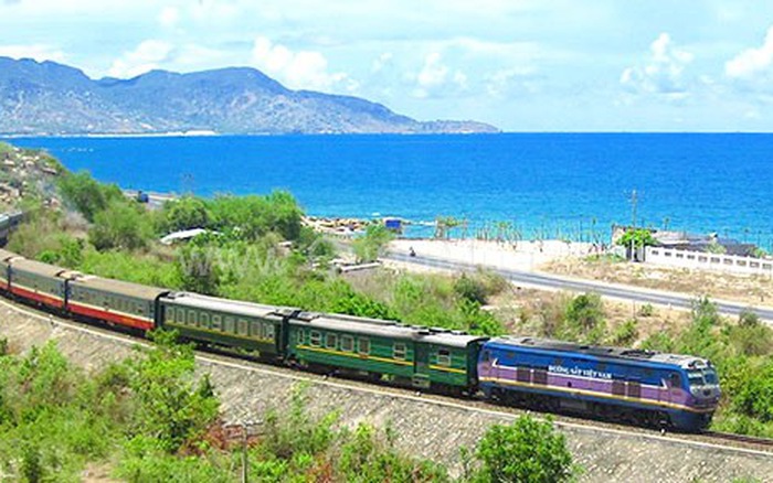 kham-pha-tour-du-lich-nha-trang-da-lat-tu-tuc-bang-xe-lua-1 Xe lửa phương tiện di chuyển an toàn cho chuyến du lịch Nha Trang Đà Lạt tự túc