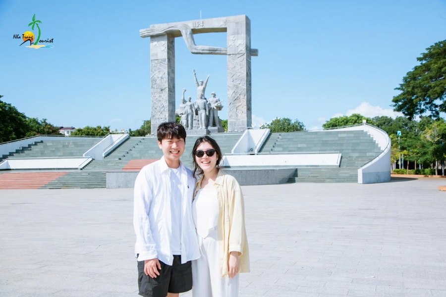 khoanh-khac-du-khach-han-quoc-nhatrangtourist206
