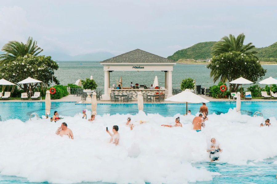 nghi-duong-company-trip-intercontinental-nha-trang209