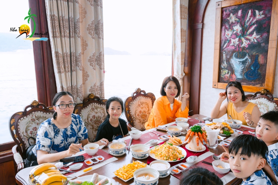 nha-trang-da-lat-5n4d-thcs-thai-giang-pho2011