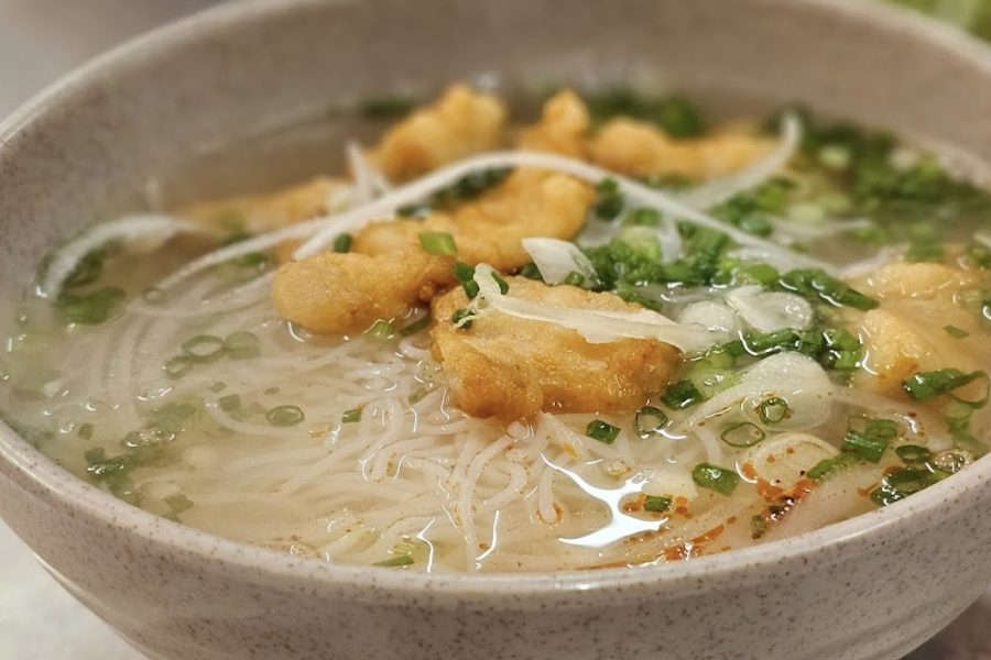 quan-bun-cha-ca-nha-trang-ngon-1