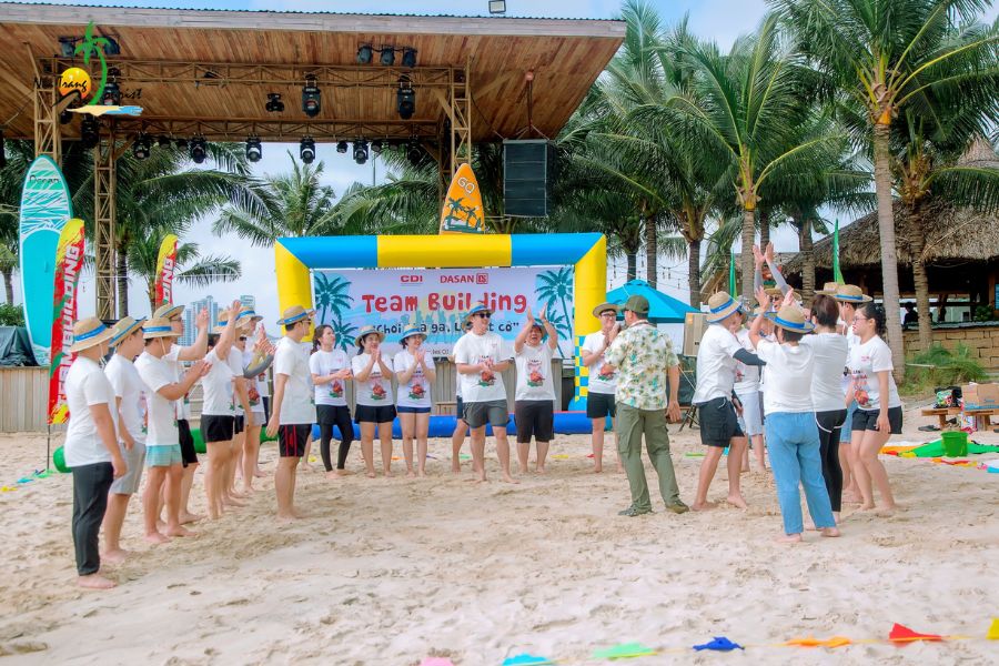 team-building-gala-dinner-cua-cong-ty-dasan-va-cdi2012