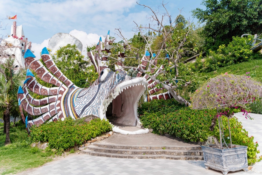 thuy-cung-tri-nguyen204