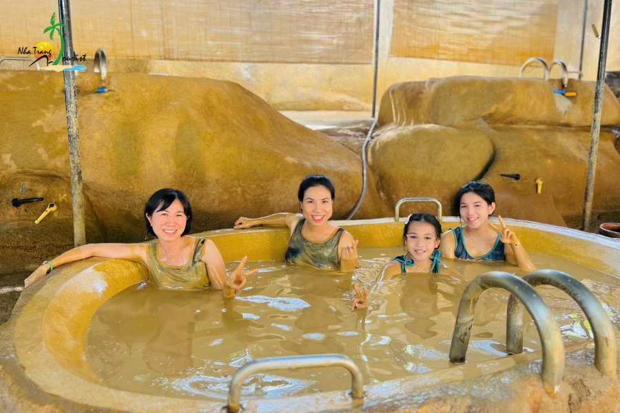 tour-nha-trang-3n2d-truong-dai-hoc-luat204
