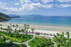bien-nha-trang 2