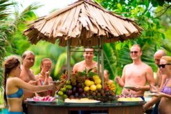 buffet-trai-cay-hon-tam-resort-nha-trang