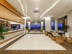 LOBBY-BAR2