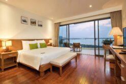 Deluxe-Seaview-1