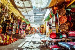 Khu cổ kính Medina