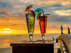 thưởng thức Cocktail