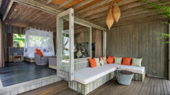 beachfront-pool-villa 2