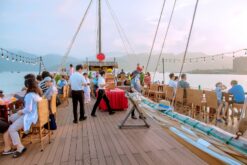 Alternative view of Tour Nha Trang 3N2Đ: Du thuyền ngắm hoàng hôn - VinWonders - Hòn Mun - Hòn Tằm (tắm bùn/tắm biển)