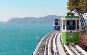 Review tàu ven biển Haeundae nhất định nên đi khi đến Busan